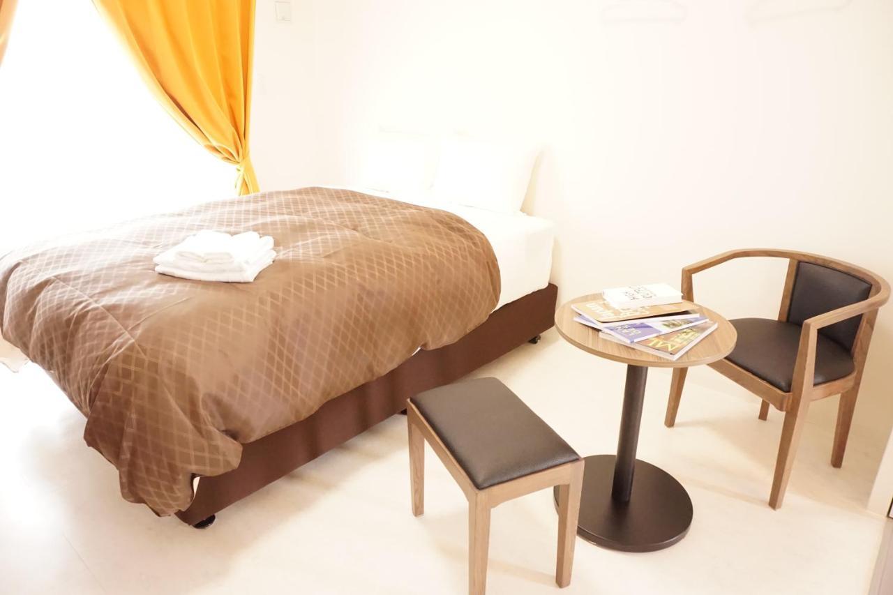 Mr.Kinjo Inn Children Medical Care Center Haebaru Екстериор снимка